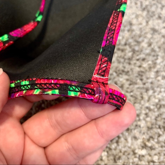 NWT High Waisted Bikini + Triangle Top, Roses, 2pc - Picture 7 of 8